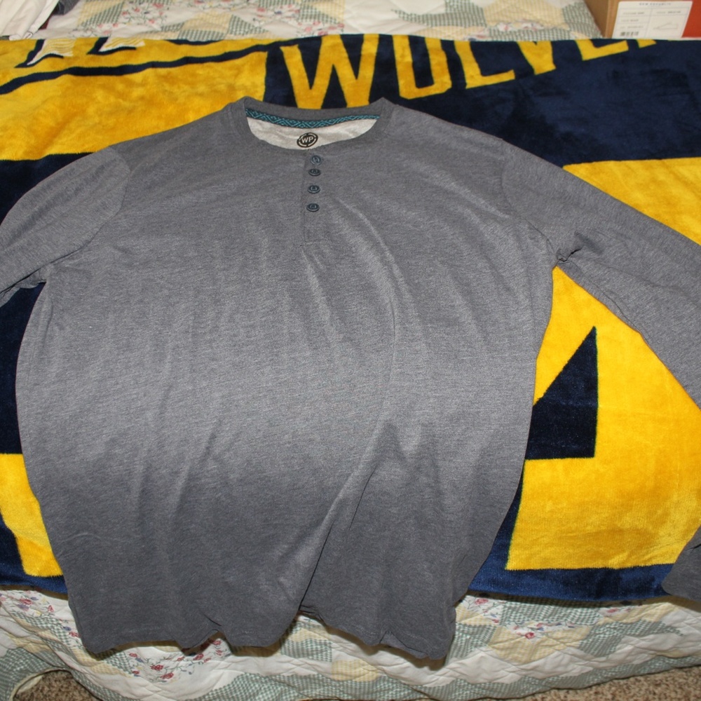 Weatherproof Gray Henley, Large